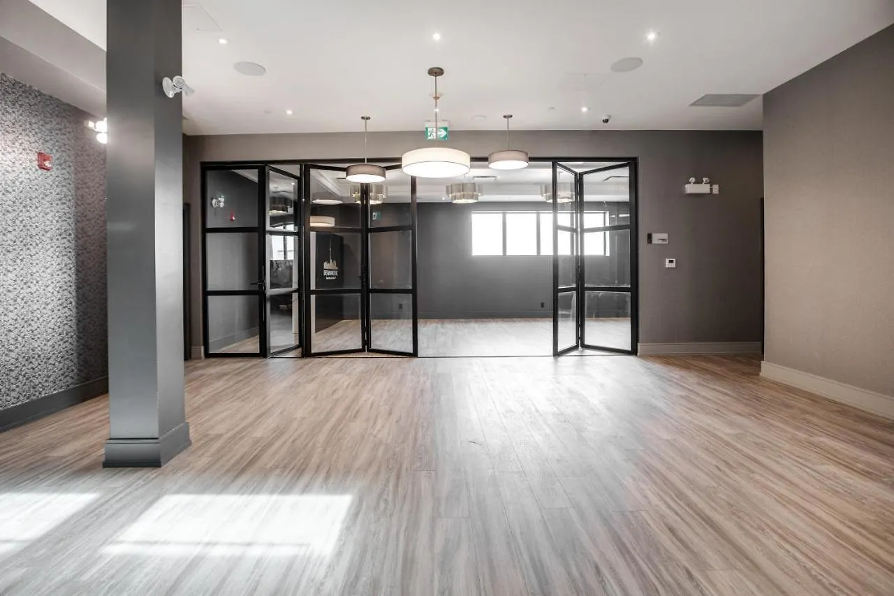 Dream Suites Mississauga Hotel
