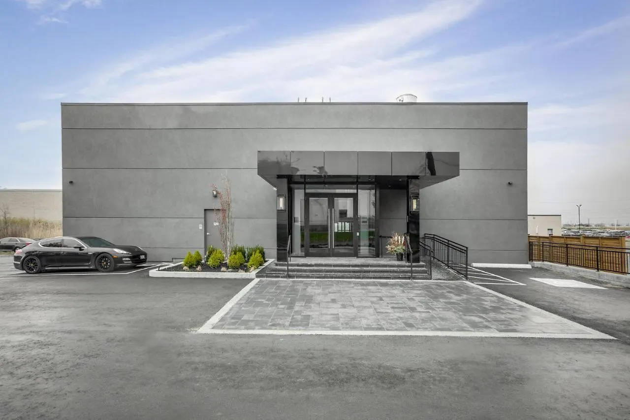 Hotel Dream Suites Mississauga